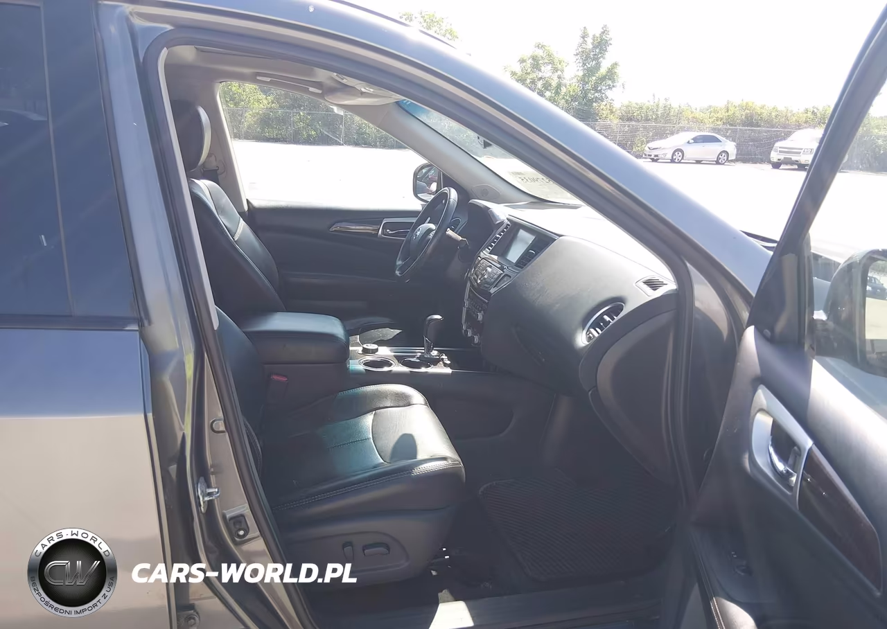 2015 Nissan Pathfinder Platinum VIN:5N1AR2MM8FC667551 - 5