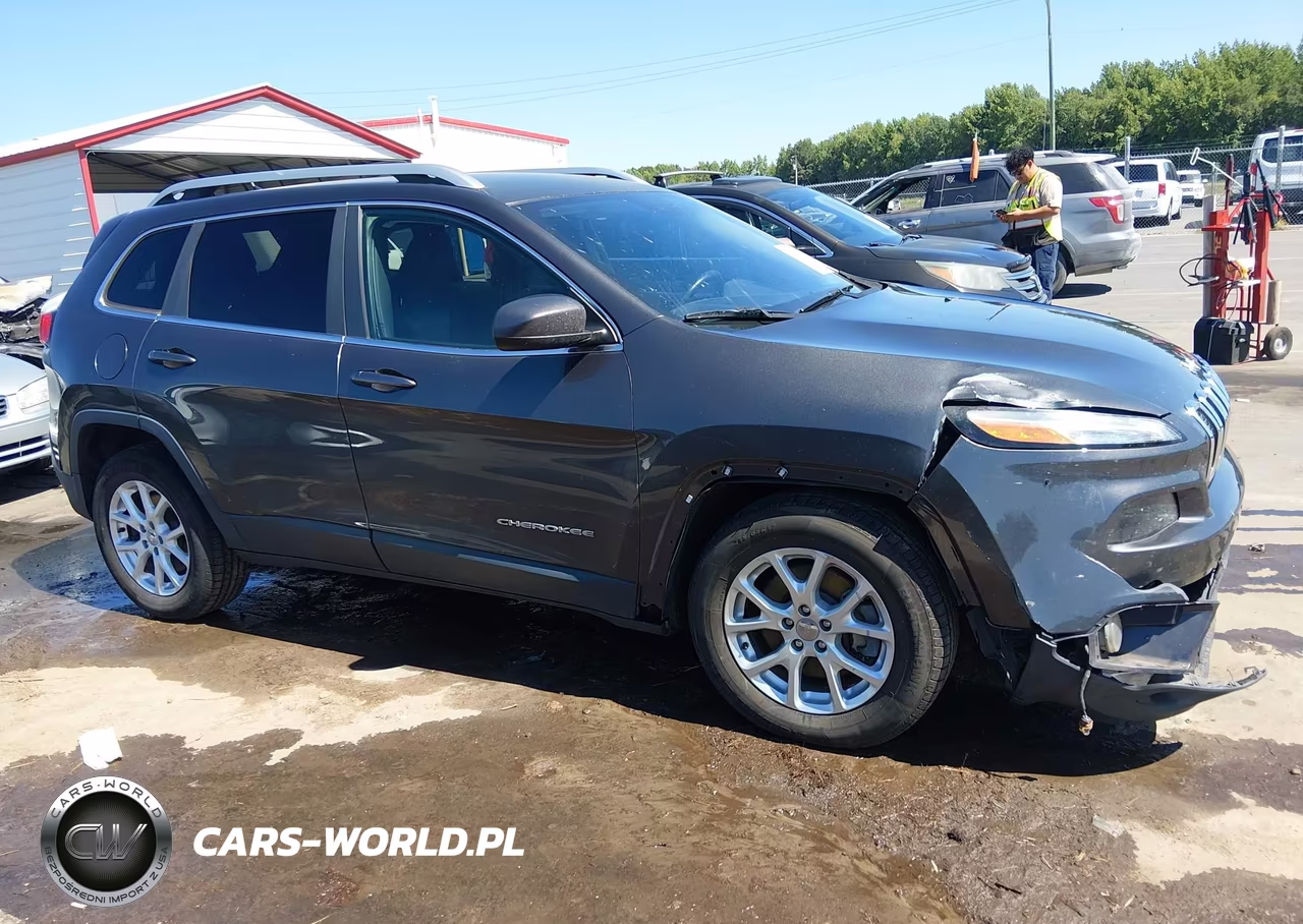 2014 Jeep Cherokee Latitude VIN:1C4PJMCS5EW189992 - 13