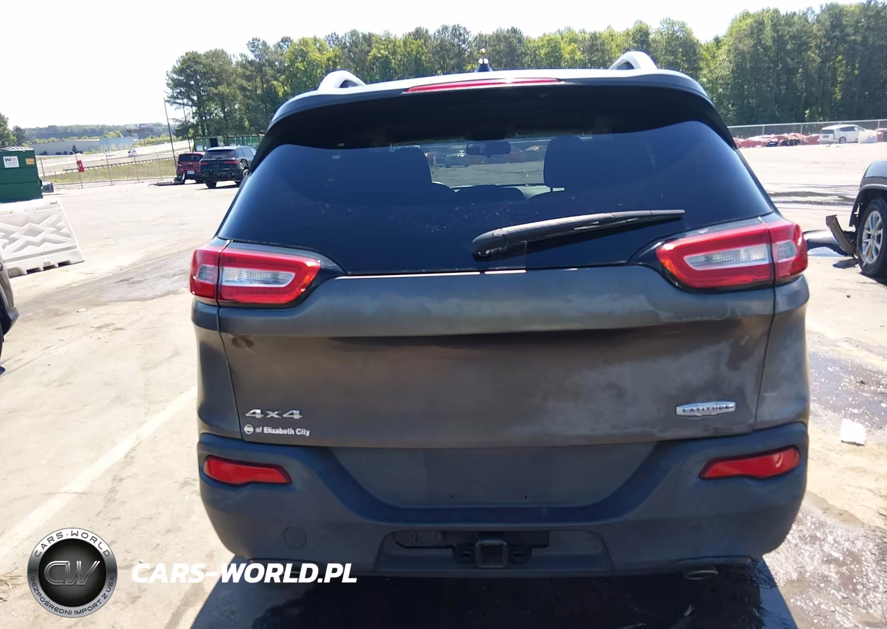 2014 Jeep Cherokee Latitude VIN:1C4PJMCS5EW189992 - 16