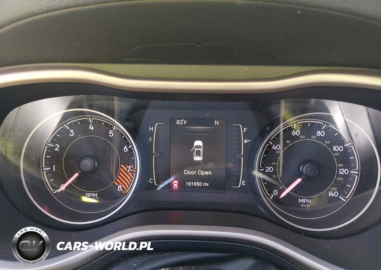 2014 Jeep Cherokee Latitude VIN:1C4PJMCS5EW189992 - 7