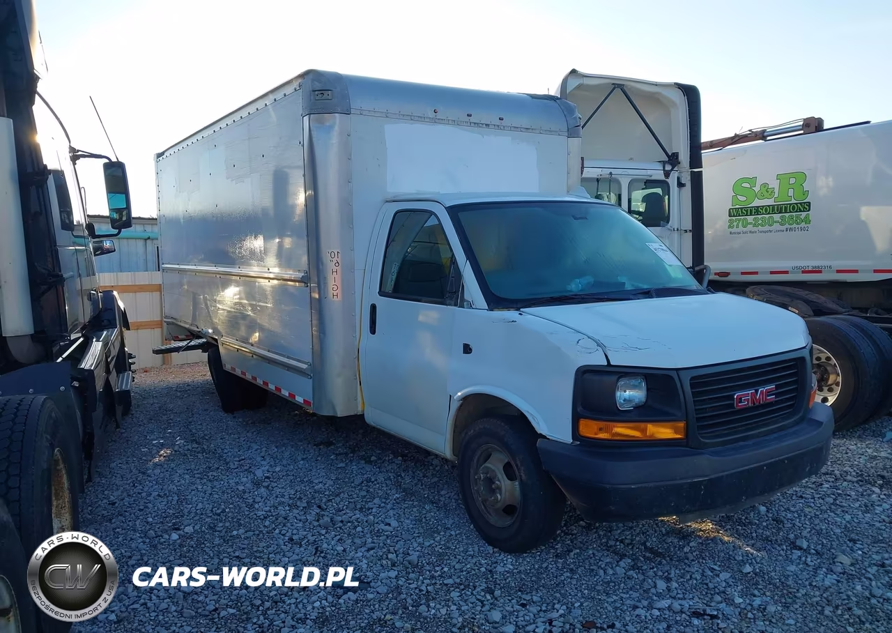 2016 GMC Savana Cutaway 3500