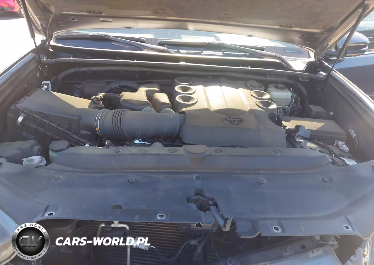 2022 Toyota 4Runner Limited VIN:JTEKU5JR6N6050747 - 10