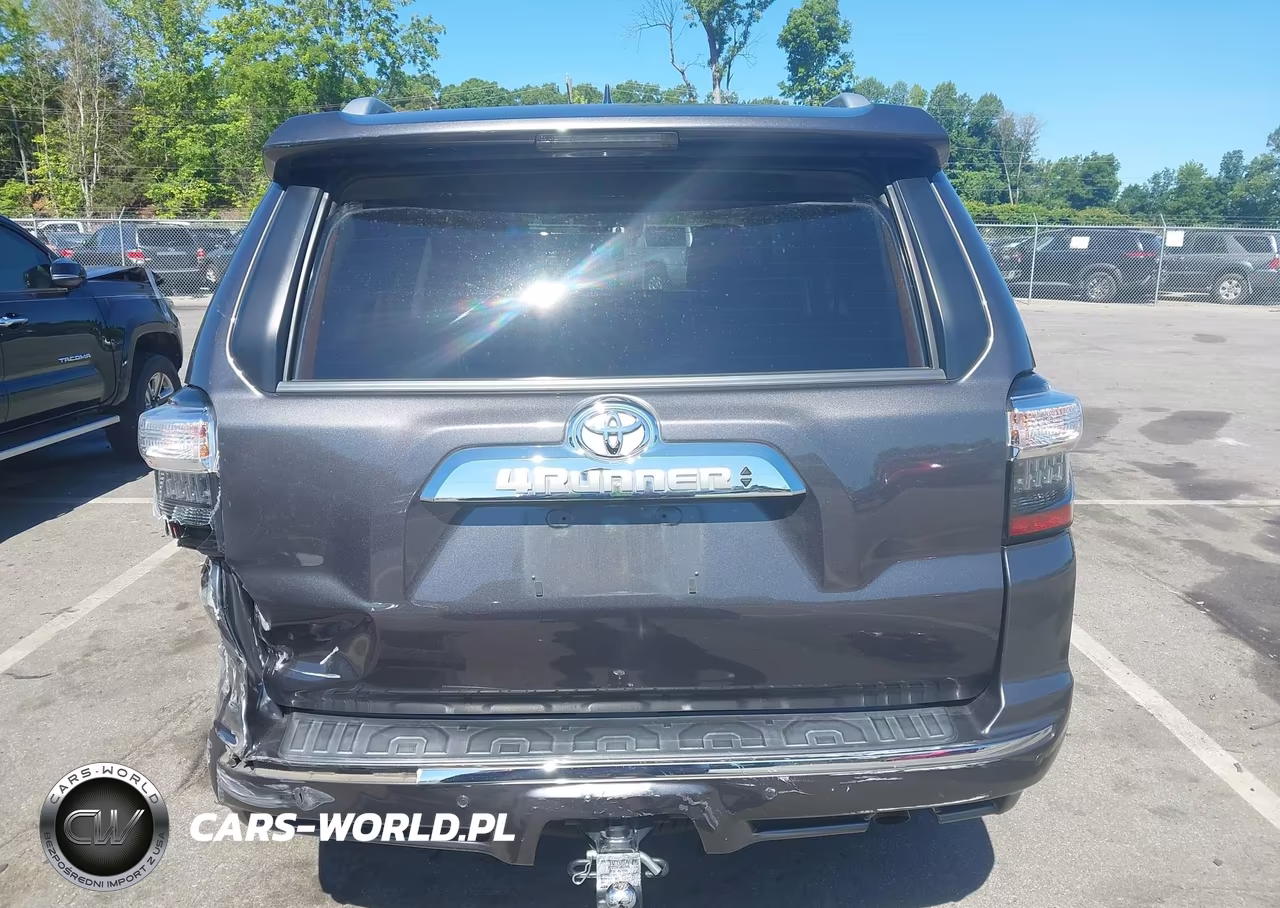 2022 Toyota 4Runner Limited VIN:JTEKU5JR6N6050747 - 17