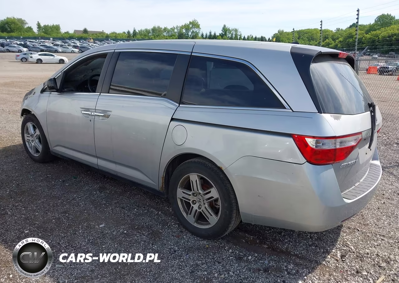 2013 Honda Odyssey Ex-L VIN:5FNRL5H64DB011305 - 3