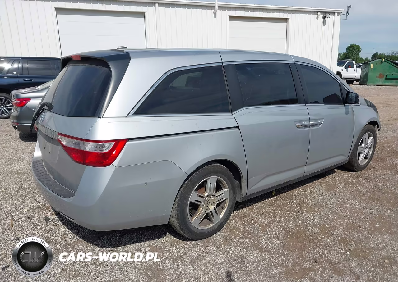 2013 Honda Odyssey Ex-L VIN:5FNRL5H64DB011305 - 4