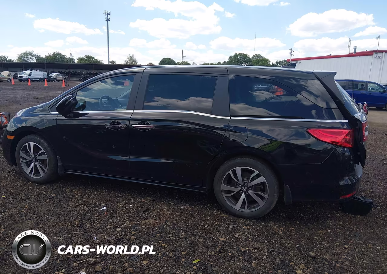 2024 Honda Odyssey Touring VIN:5FNRL6H84RB034582 - 15