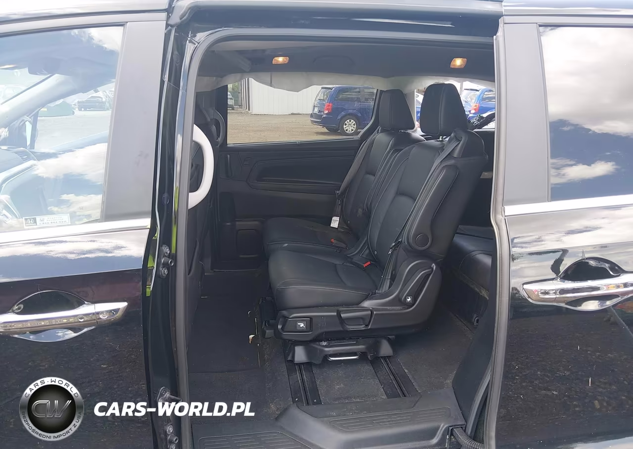 2024 Honda Odyssey Touring VIN:5FNRL6H84RB034582 - 8