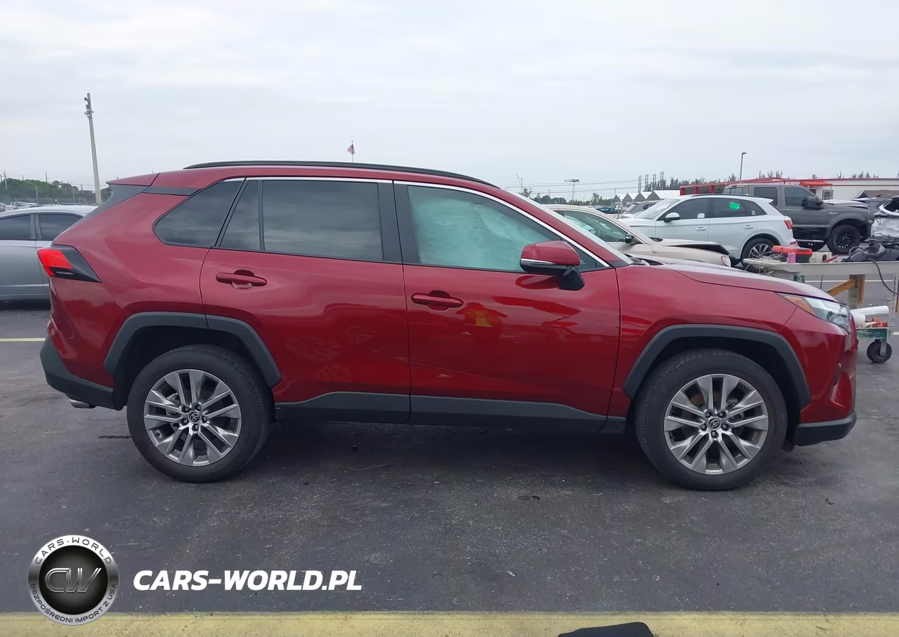 2022 Toyota Rav4 Xle Premium VIN:2T3C1RFV4NW210363 - 13