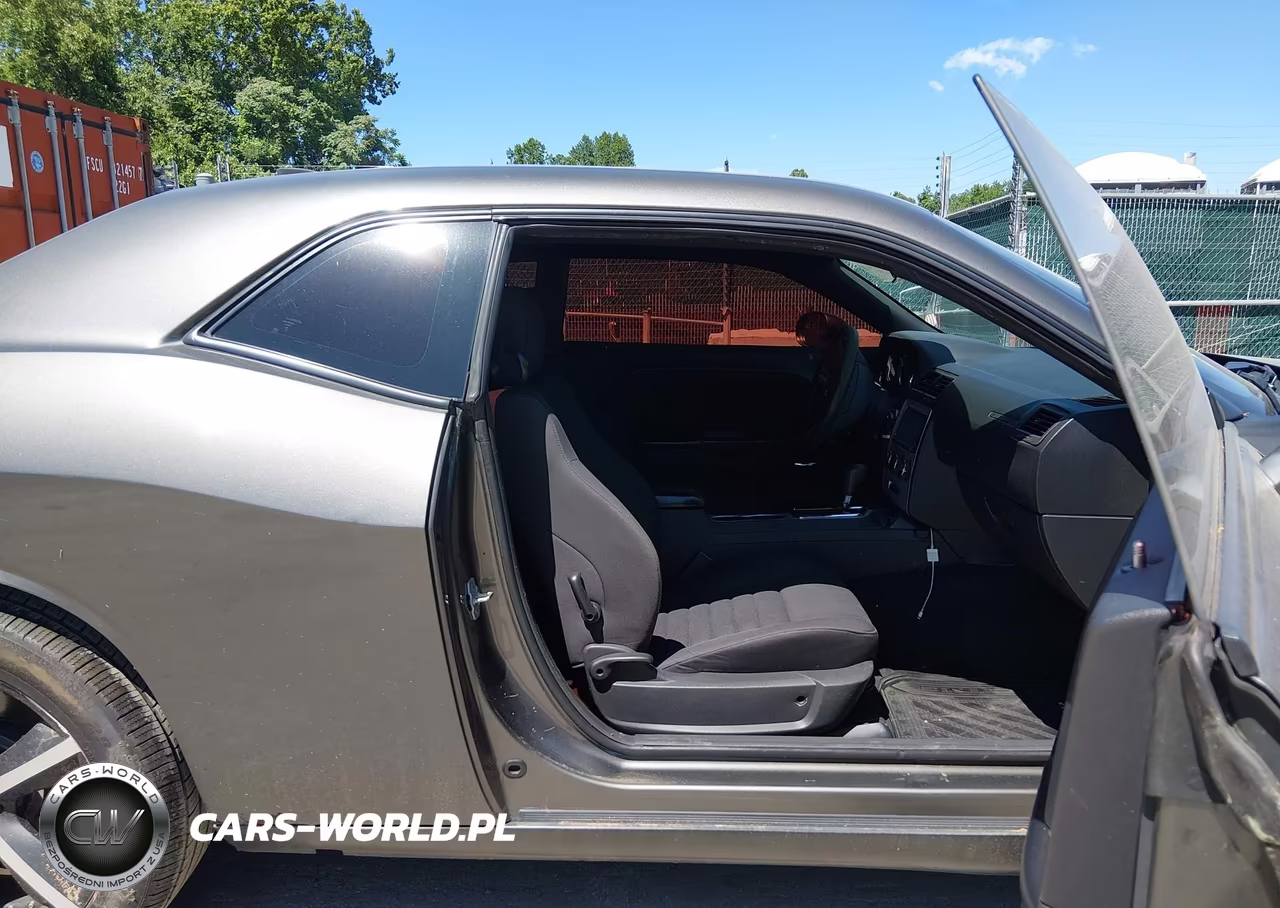 2010 Dodge Challenger Se VIN:2B3CJ4DV0AH179517 - 5