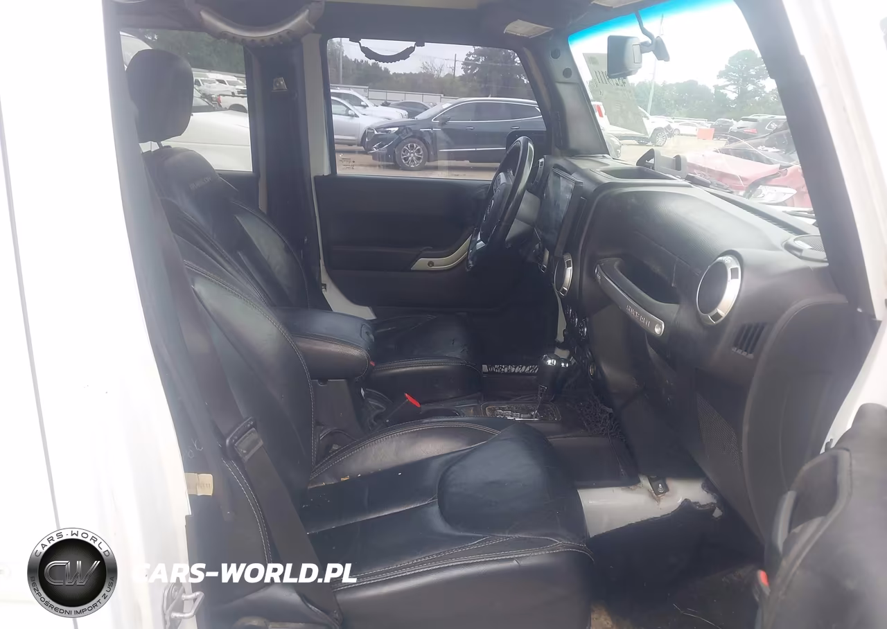 2015 Jeep Wrangler Unlimited Rubicon Hard Rock VIN:1C4BJWFG8FL602441 - 5