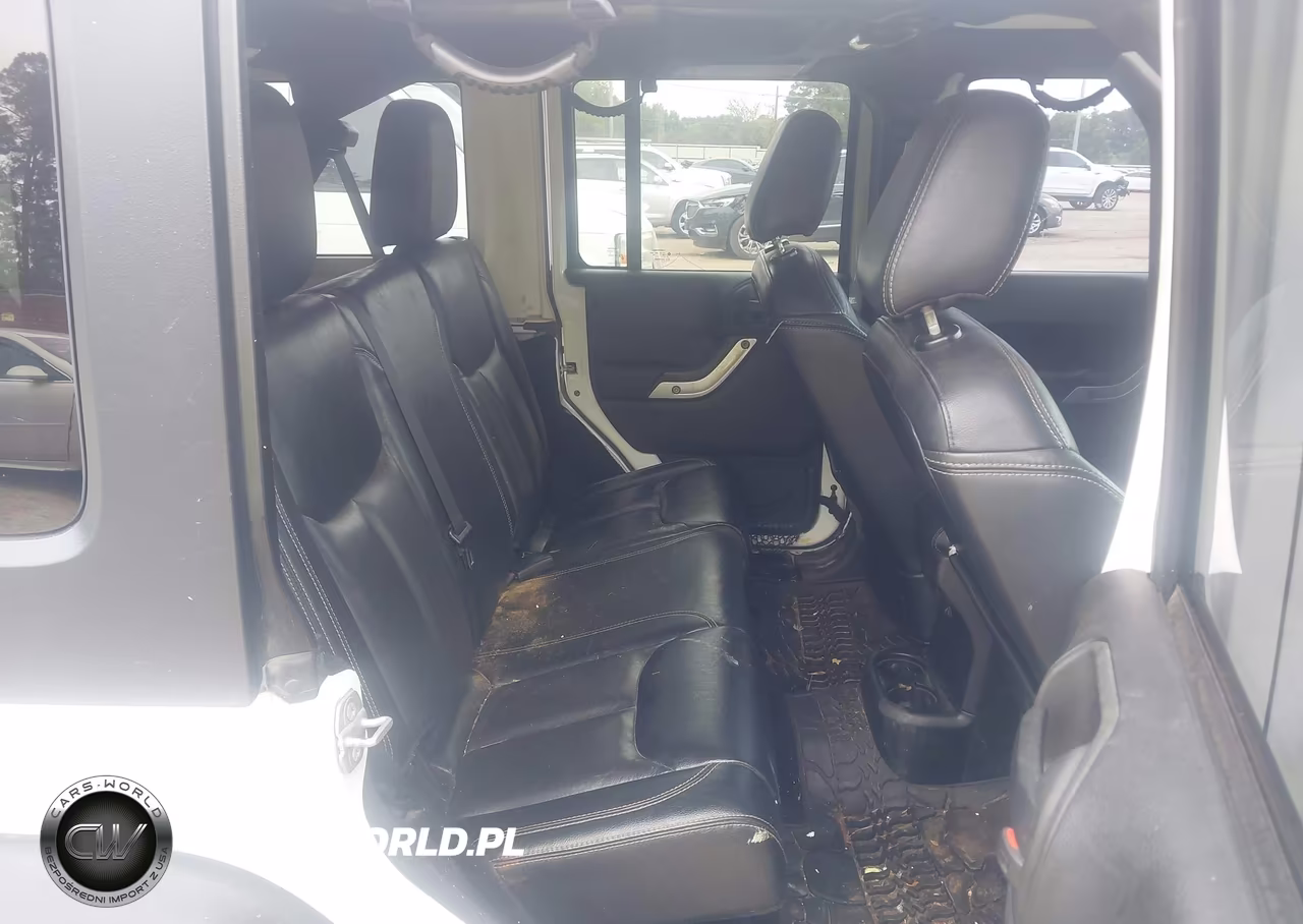 2015 Jeep Wrangler Unlimited Rubicon Hard Rock VIN:1C4BJWFG8FL602441 - 8