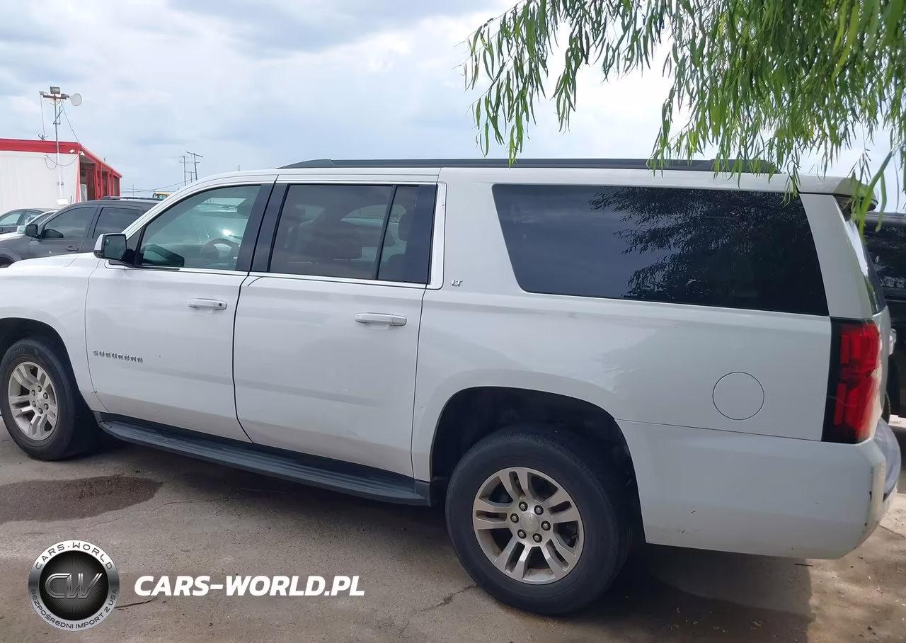 2016 Chevrolet Suburban Lt VIN:1GNSCHKC3GR465455 - 14