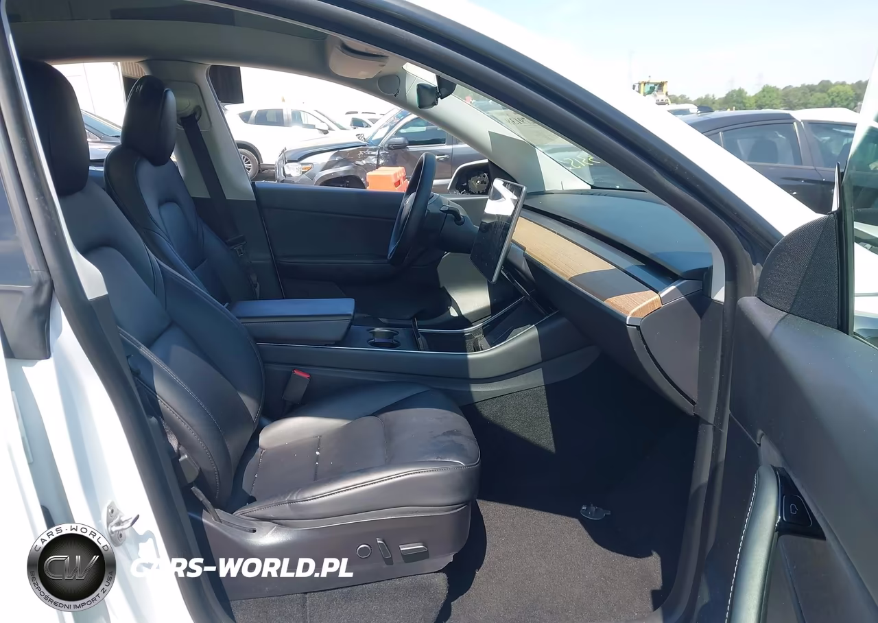 2021 Tesla Model Y Standard Range Rear-Wheel Drive VIN:5YJYGDEDXMF103015 - 5