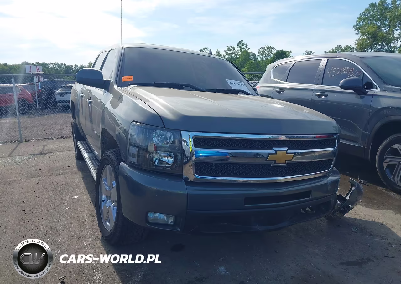 2011 Chevrolet Silverado 1500 Ltz – zdjęcie 1 z 17