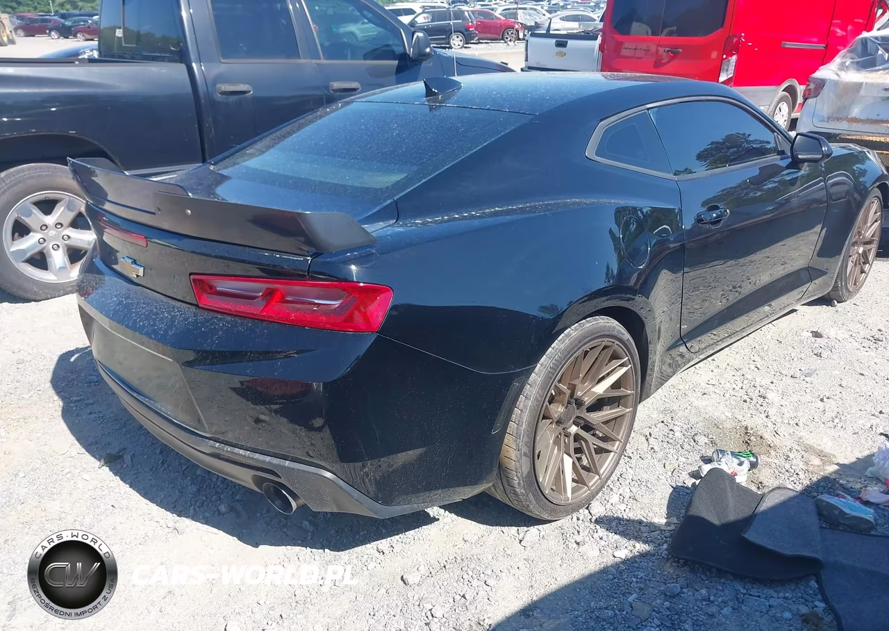 2018 Chevrolet Camaro 1Lt VIN:1G1FB1RS2J0139376 - 4