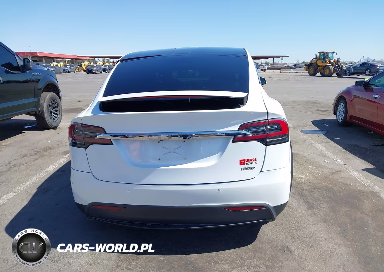 2017 Tesla Model X 100D-75D-90D VIN:5YJXCBE2XHF067391 - 16