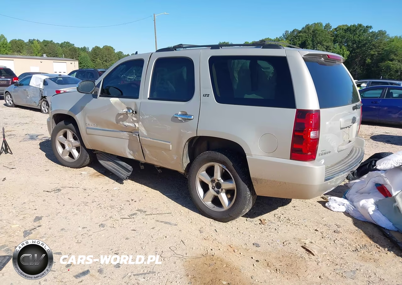 2011 Chevrolet Tahoe Ltz VIN:1GNSCCE04BR142836 - 3