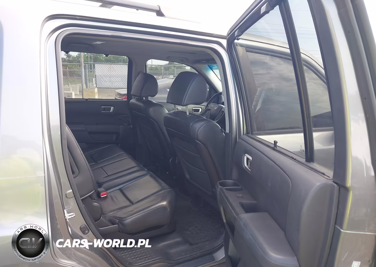 2009 Honda Pilot Touring VIN:5FNYF388X9B014368 - 8