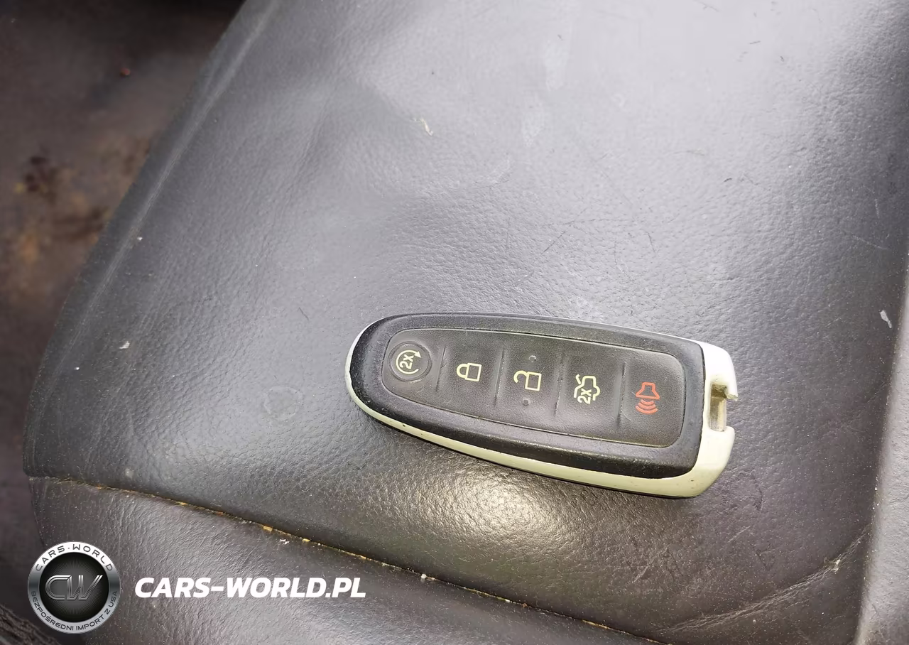 2015 Ford Escape Titanium VIN:1FMCU0J96FUC40357 - 11