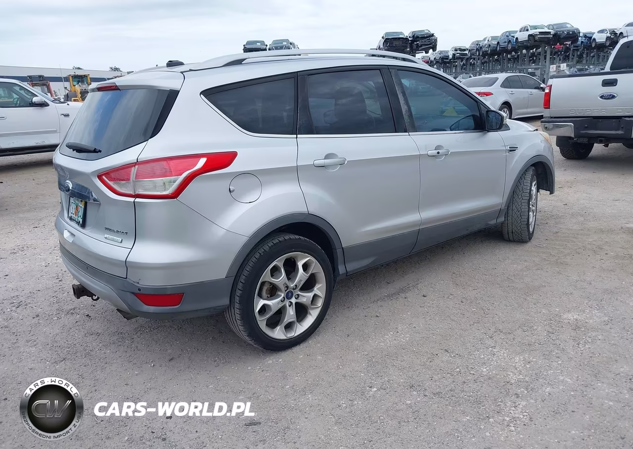 2015 Ford Escape Titanium VIN:1FMCU0J96FUC40357 - 4