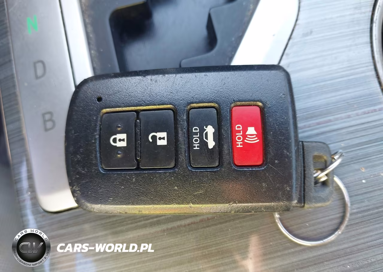 2013 Toyota Camry Hybrid Le VIN:4T1BD1FK1DU083413 - 11