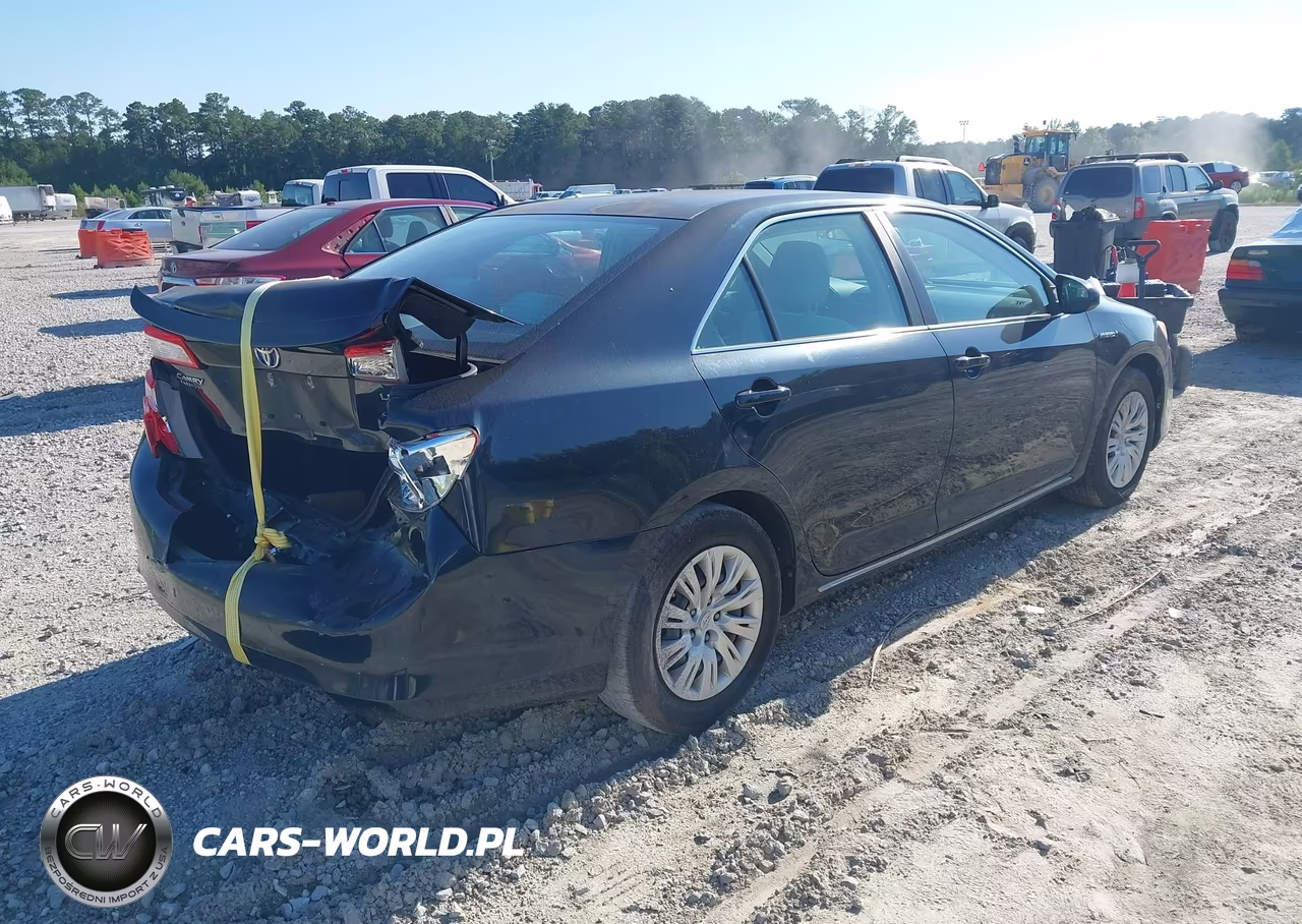 2013 Toyota Camry Hybrid Le VIN:4T1BD1FK1DU083413 - 4