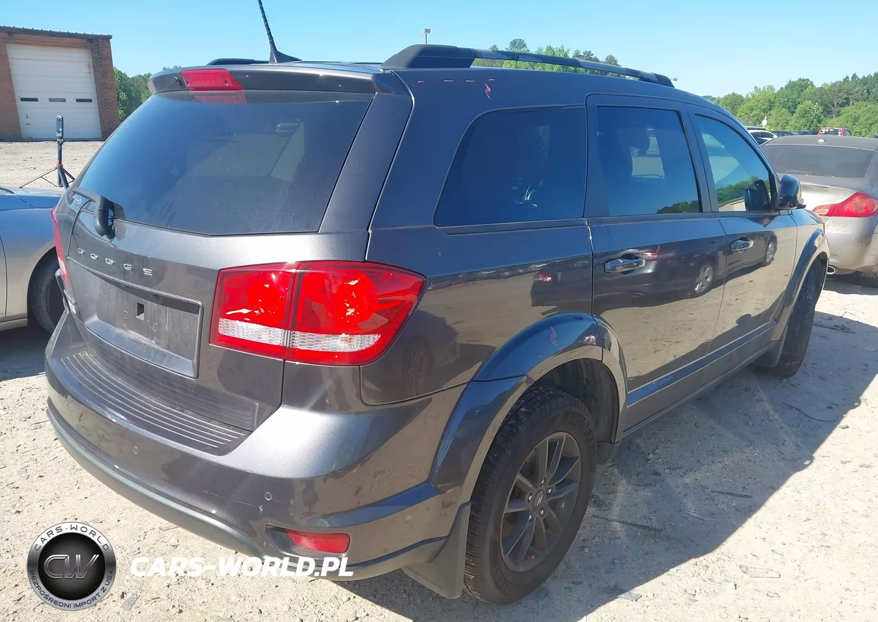 2019 Dodge Journey Se VIN:3C4PDCBBXKT859766 - 4