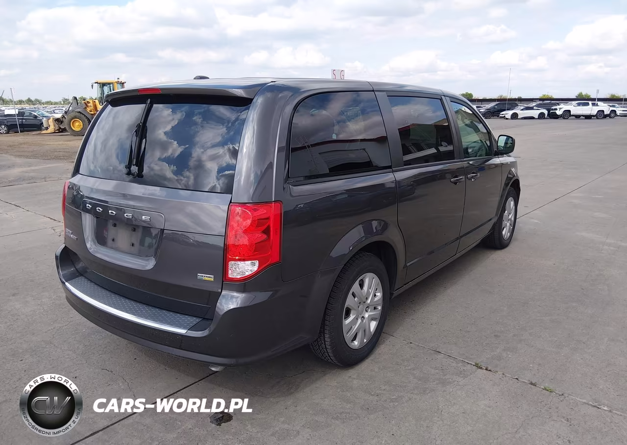 2018 Dodge Grand Caravan Se VIN:2C4RDGBG4JR339947 - 4