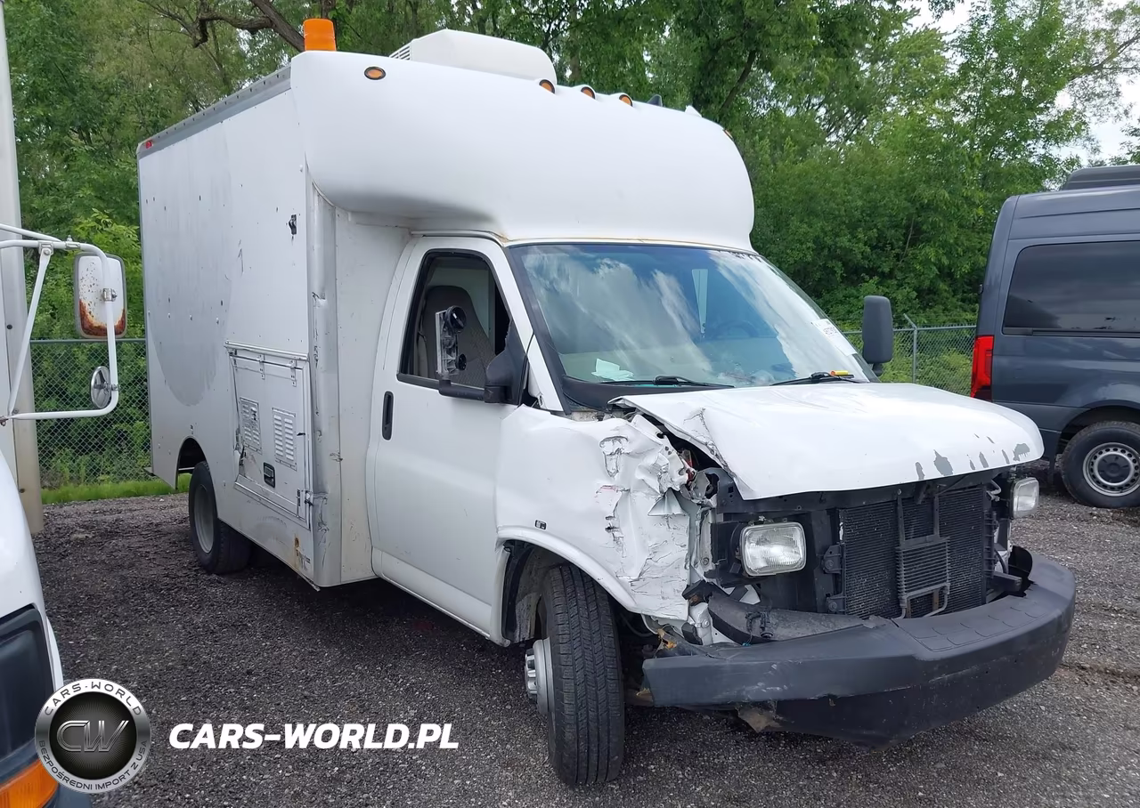 2008 Chevrolet Express Cutaway Work Van