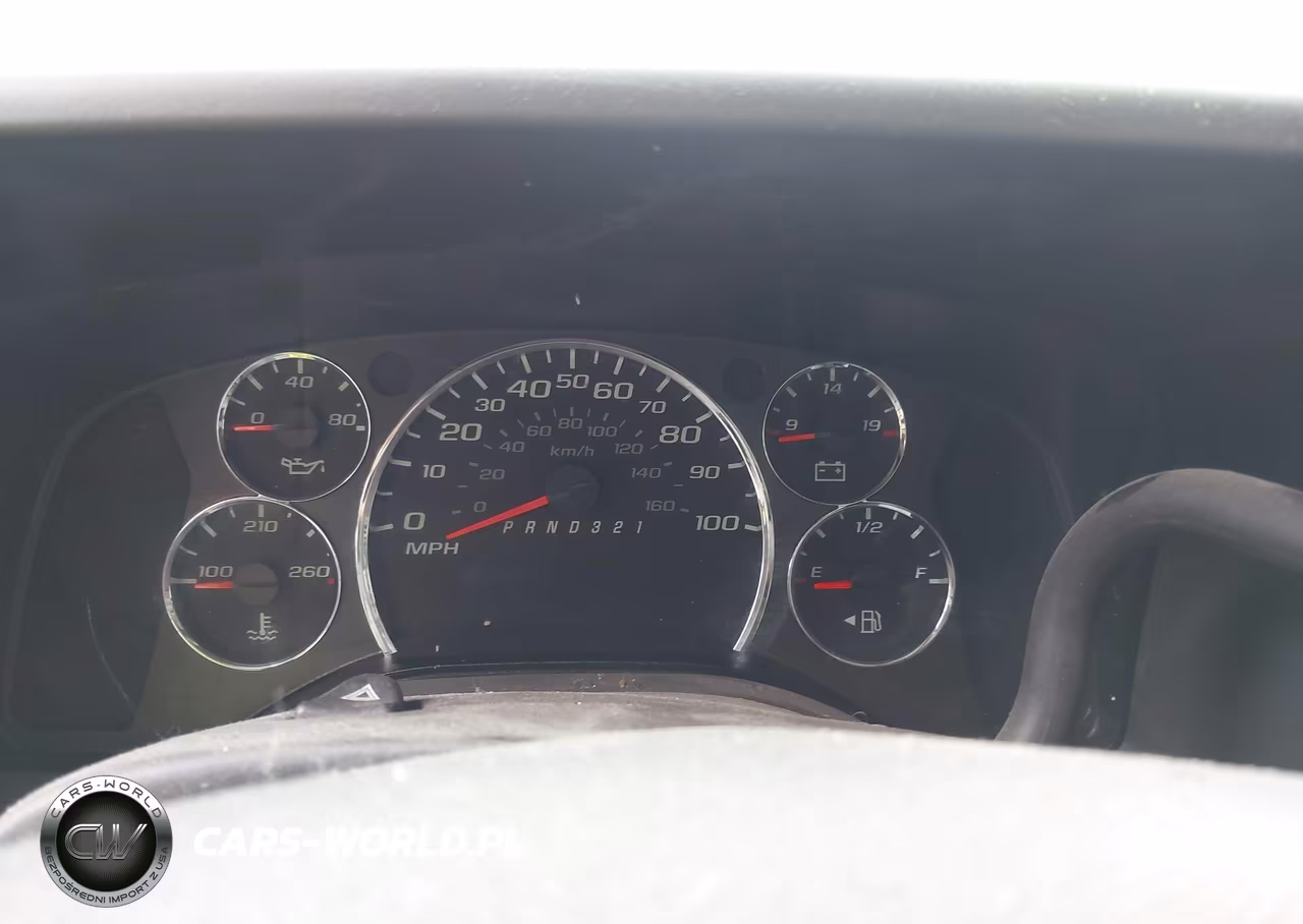 2008 Chevrolet Express Cutaway Work Van VIN:1GBJG31K381106454 - 5