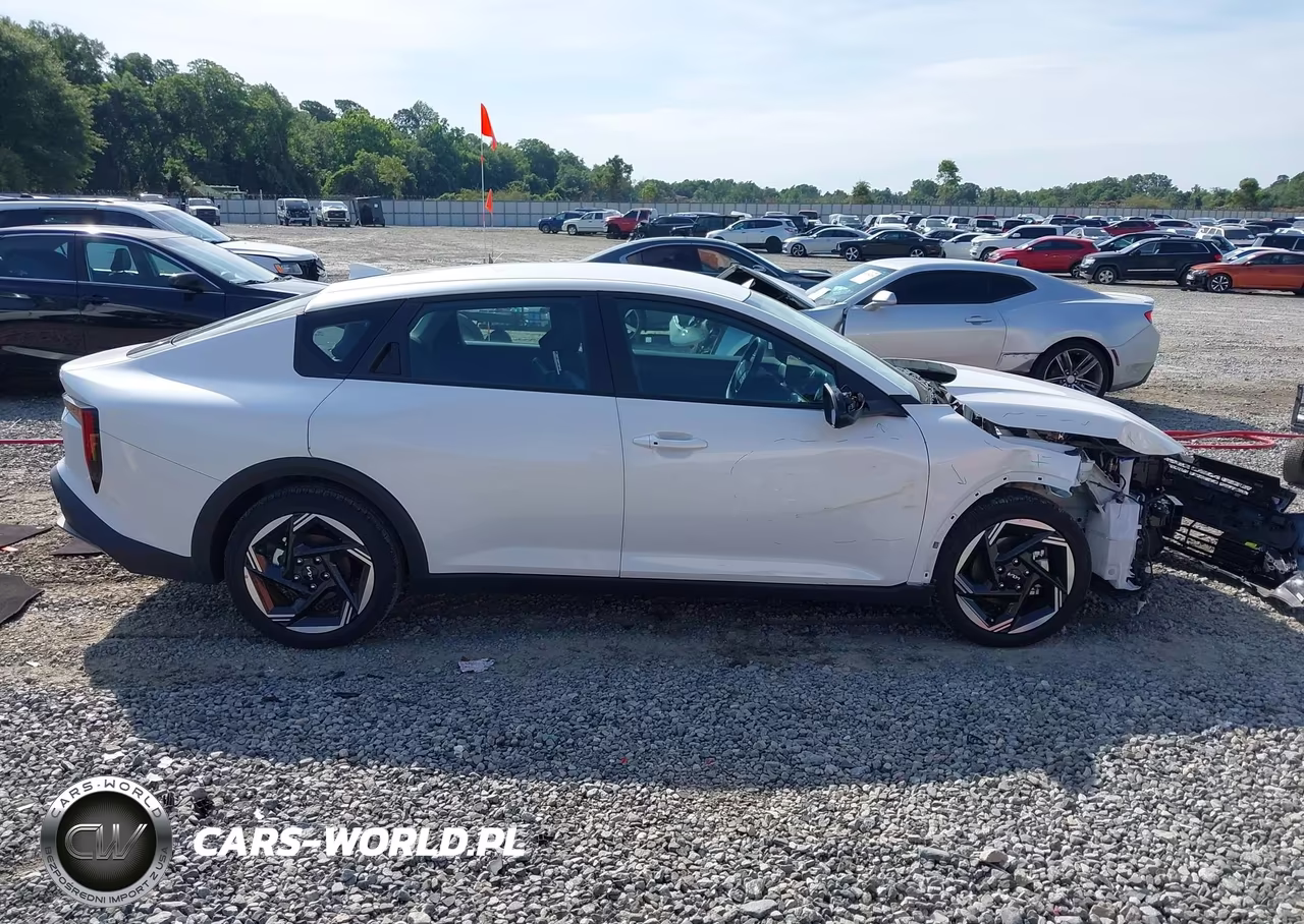 2025 Kia K4 Ex VIN:3KPFU4DE4SE230422 - 13