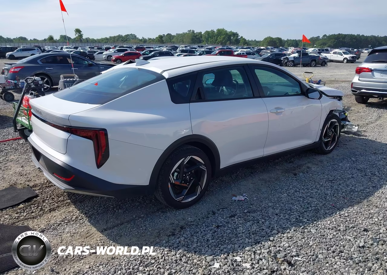 2025 Kia K4 Ex VIN:3KPFU4DE4SE230422 - 4
