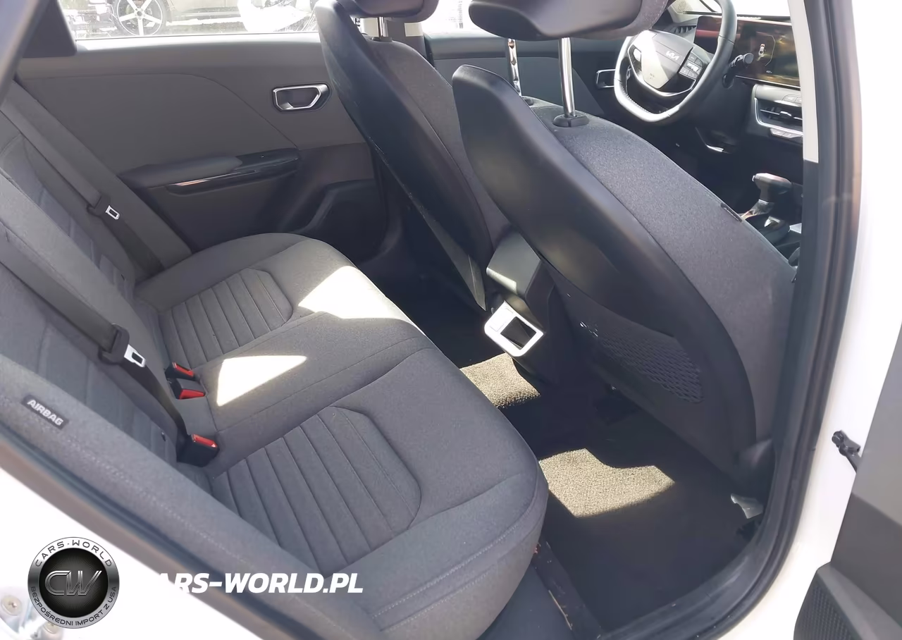 2025 Kia K4 Ex VIN:3KPFU4DE4SE230422 - 8
