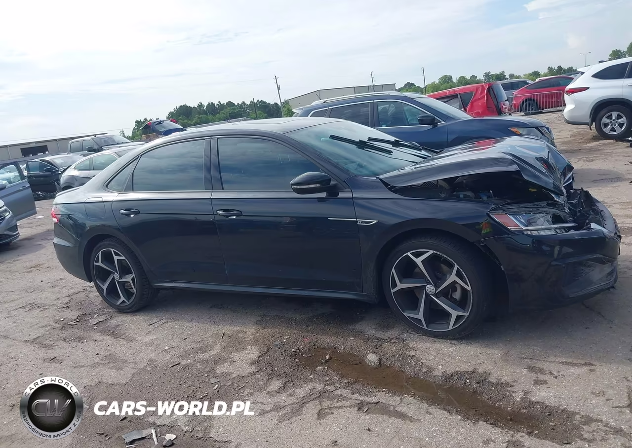 2022 Volkswagen Passat 2.0T R-Line VIN:1VWMA7A33NC007897 - 13
