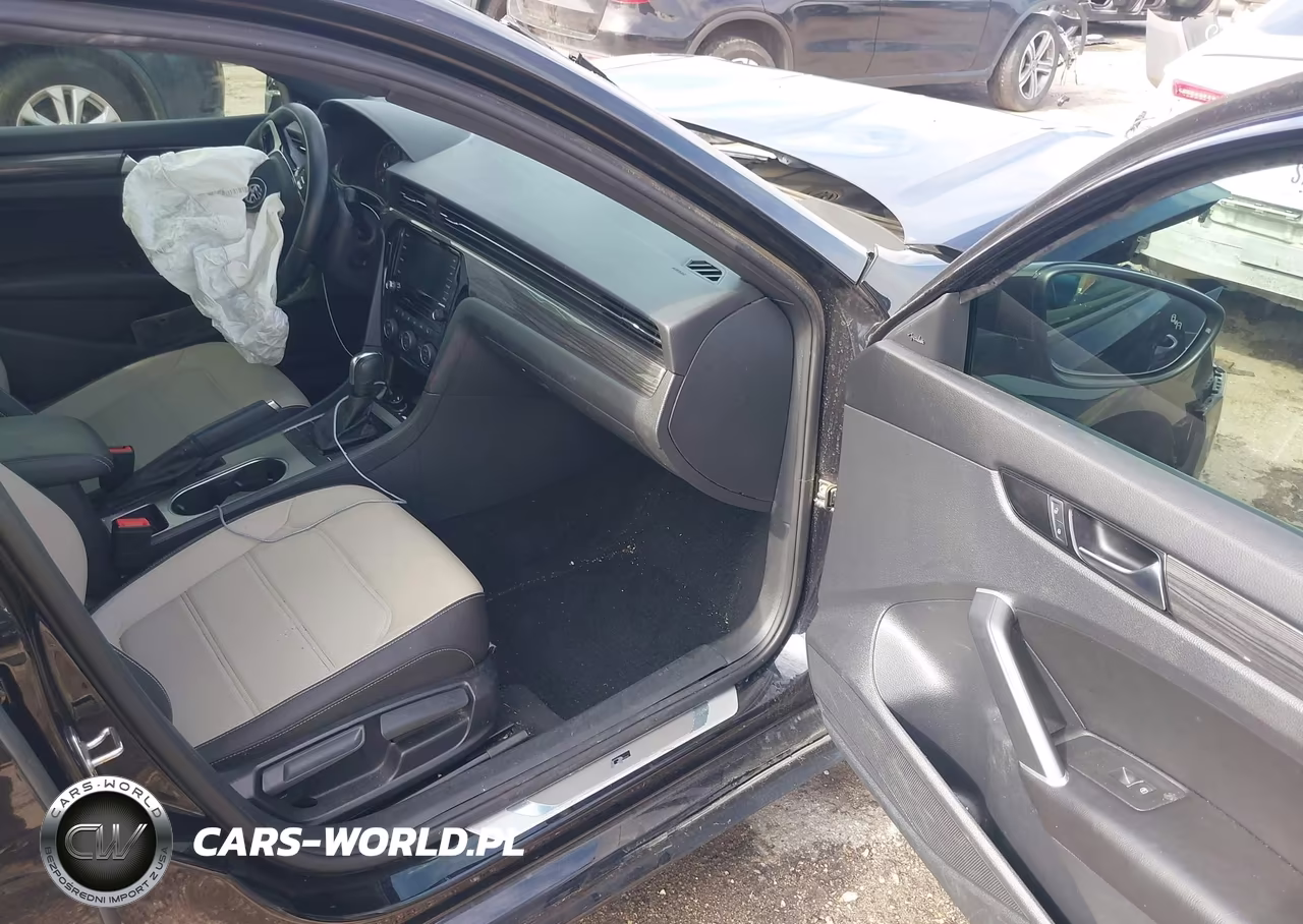 2022 Volkswagen Passat 2.0T R-Line VIN:1VWMA7A33NC007897 - 5