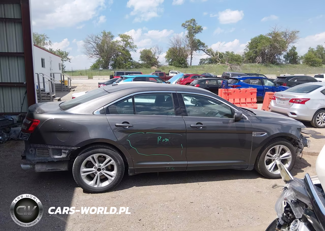2017 Ford Taurus Sel VIN:1FAHP2E88HG118296 - 14