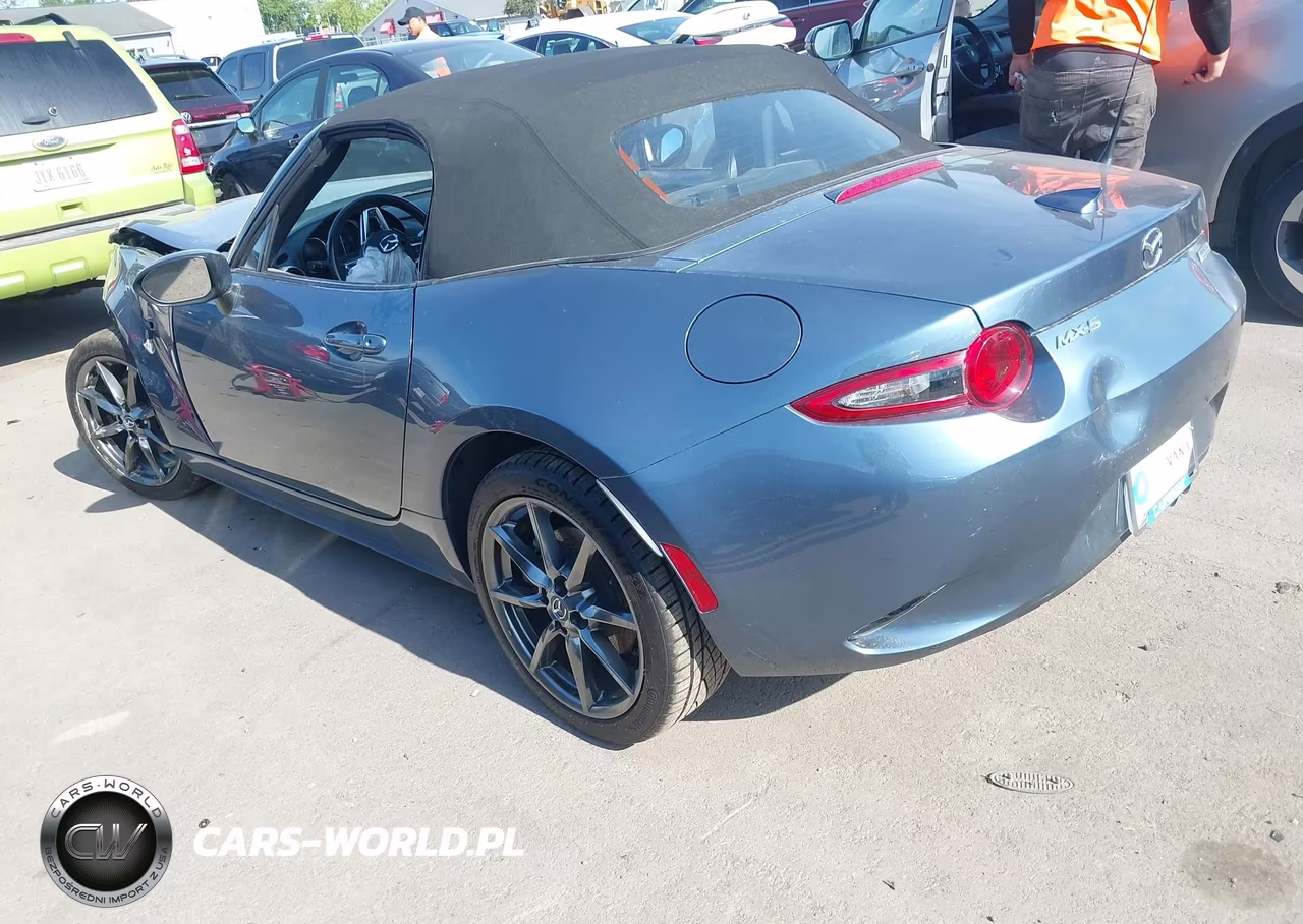 2016 Mazda Mx-5 Miata Grand Touring VIN:JM1NDAD76G0117860 - 3