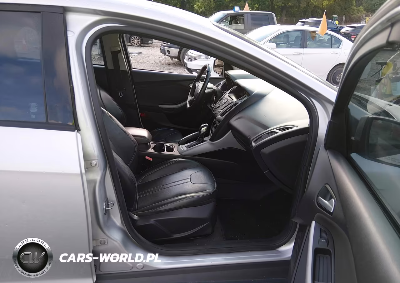 2013 Ford Focus Se VIN:1FADP3K26DL297881 - 5
