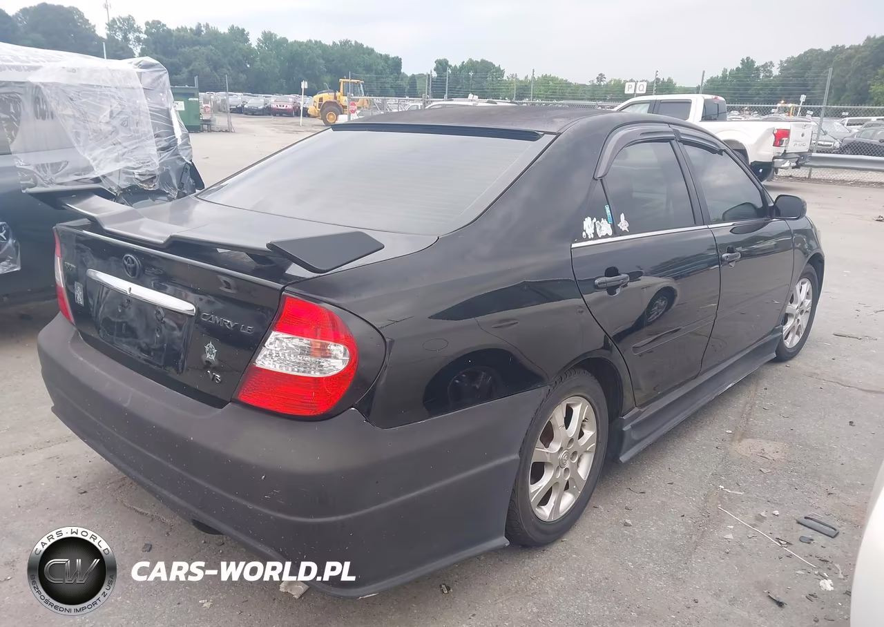 2002 Toyota Camry Le V6 VIN:4T1BF32K72U028389 - 4