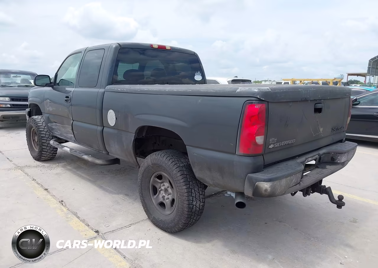 2004 Chevrolet Silverado 1500 Ls VIN:2GCEC19T241239625 - 3