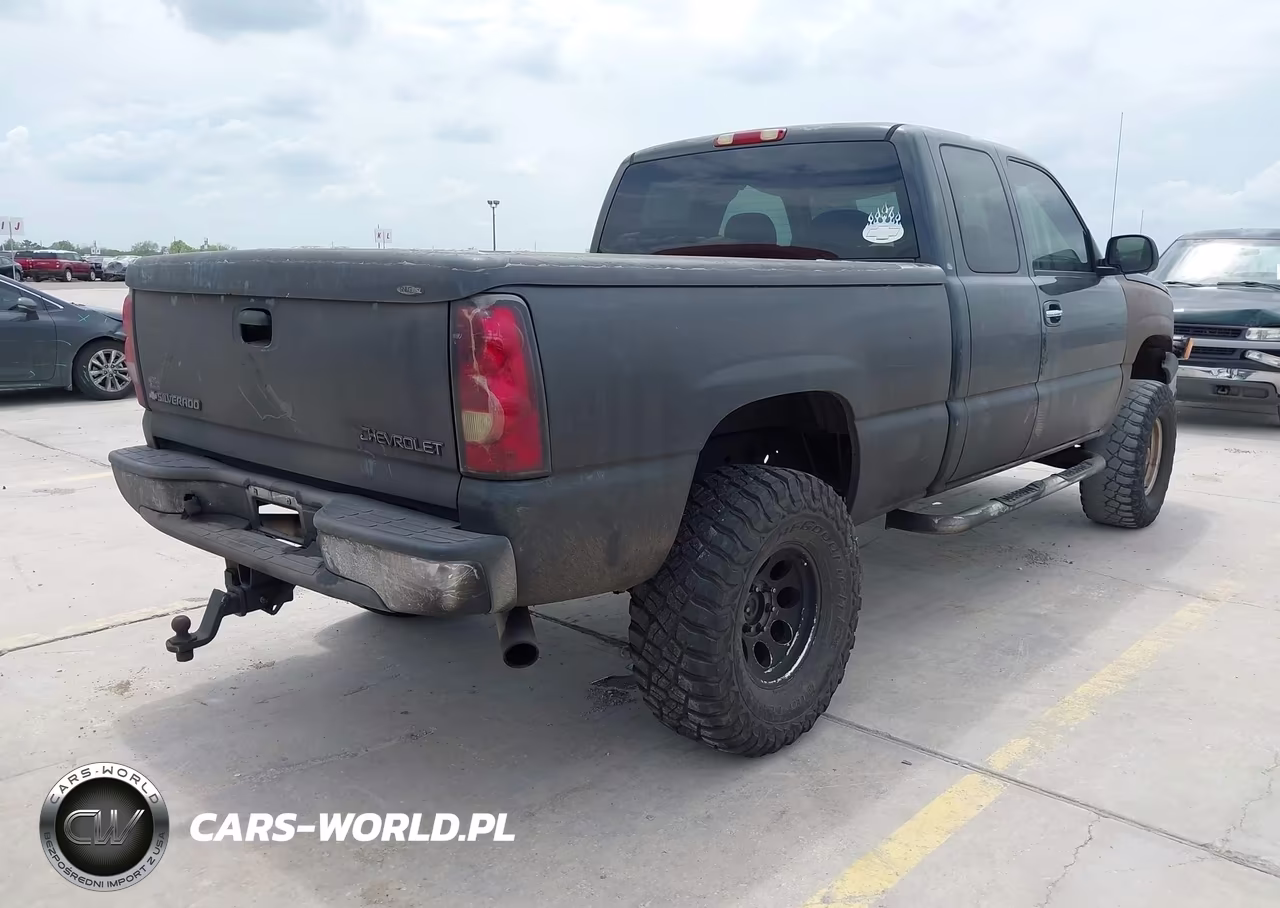 2004 Chevrolet Silverado 1500 Ls VIN:2GCEC19T241239625 - 4