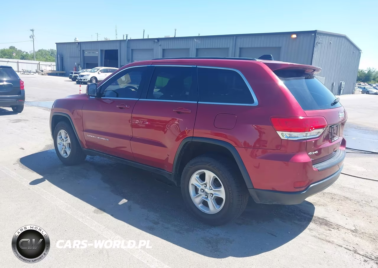 2014 Jeep Grand Cherokee Laredo VIN:1C4RJFAG6EC415431 - 3