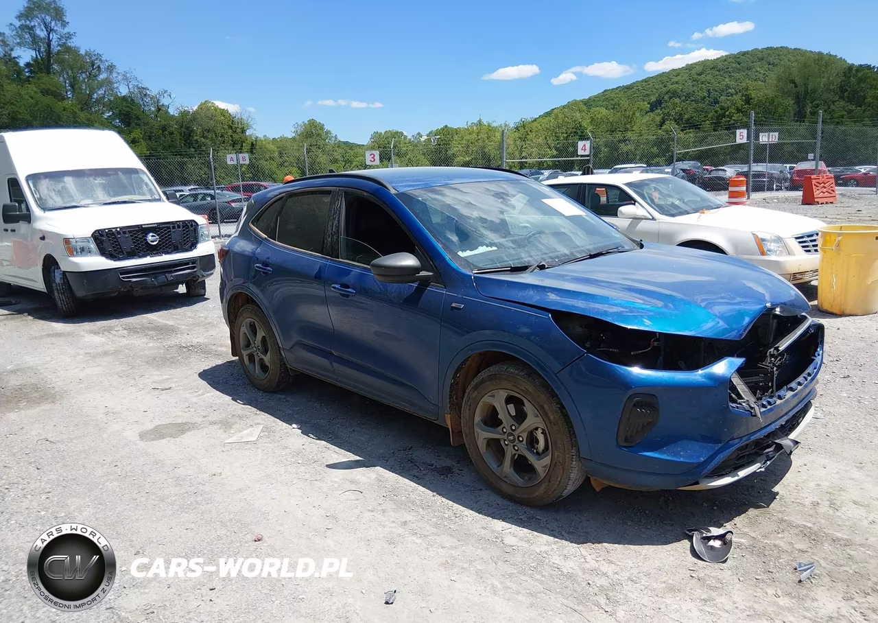 2023 Ford Escape St-Line – zdjęcie 1 z 16