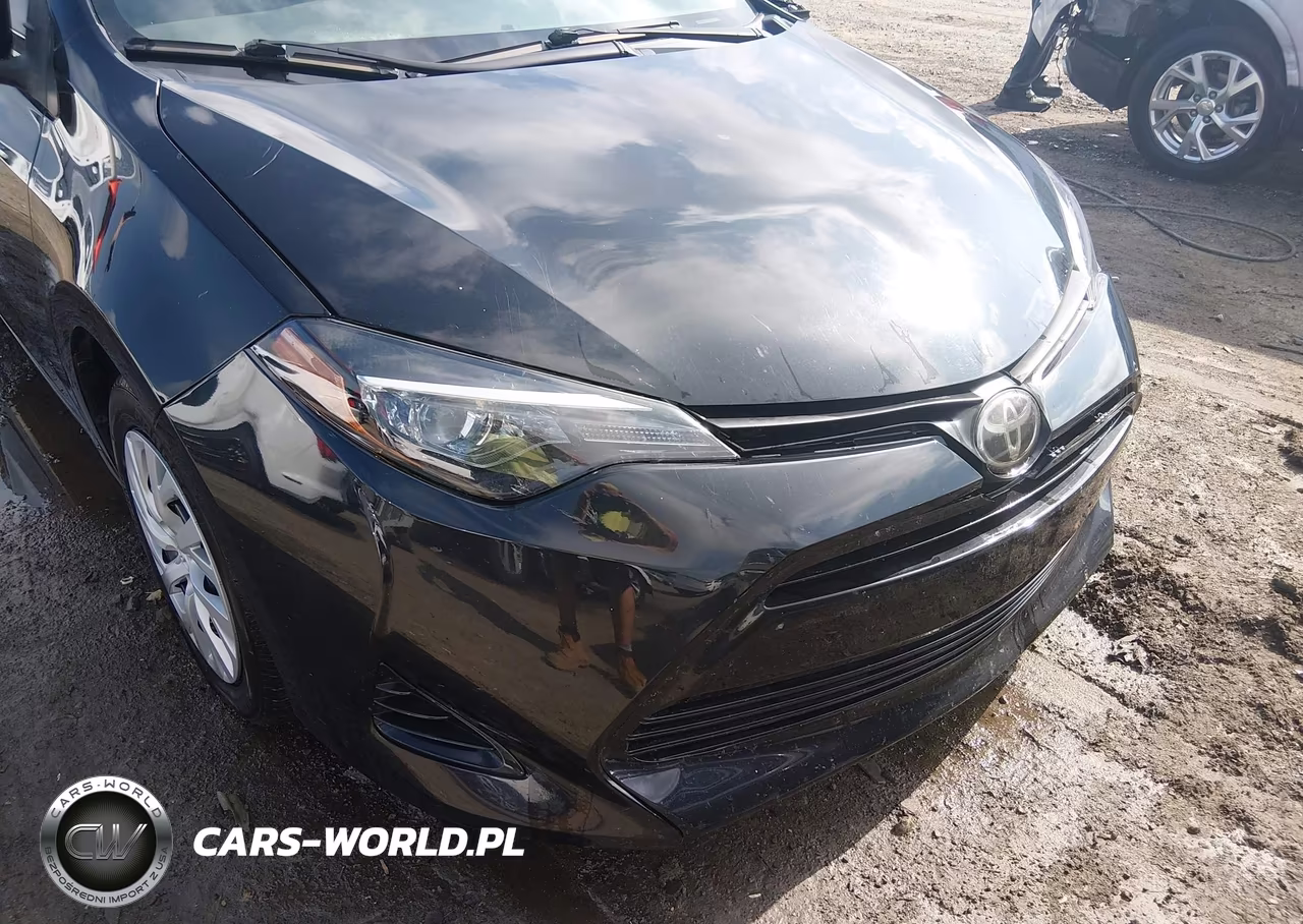 2019 Toyota Corolla Le VIN:5YFBURHE6KP876744 - 13