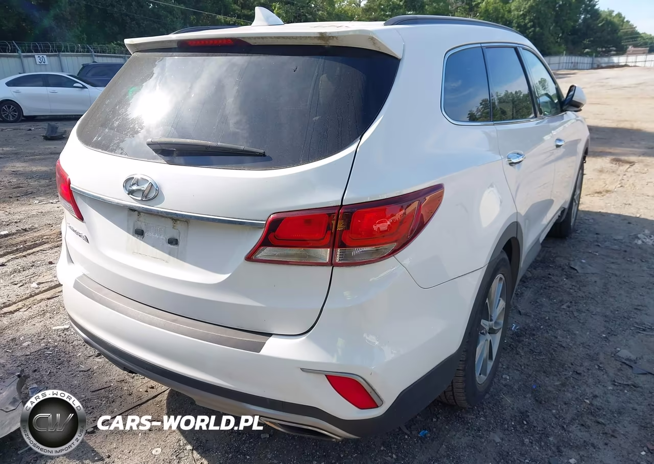 2017 Hyundai Santa Fe Se VIN:KM8SM4HF8HU232603 - 4