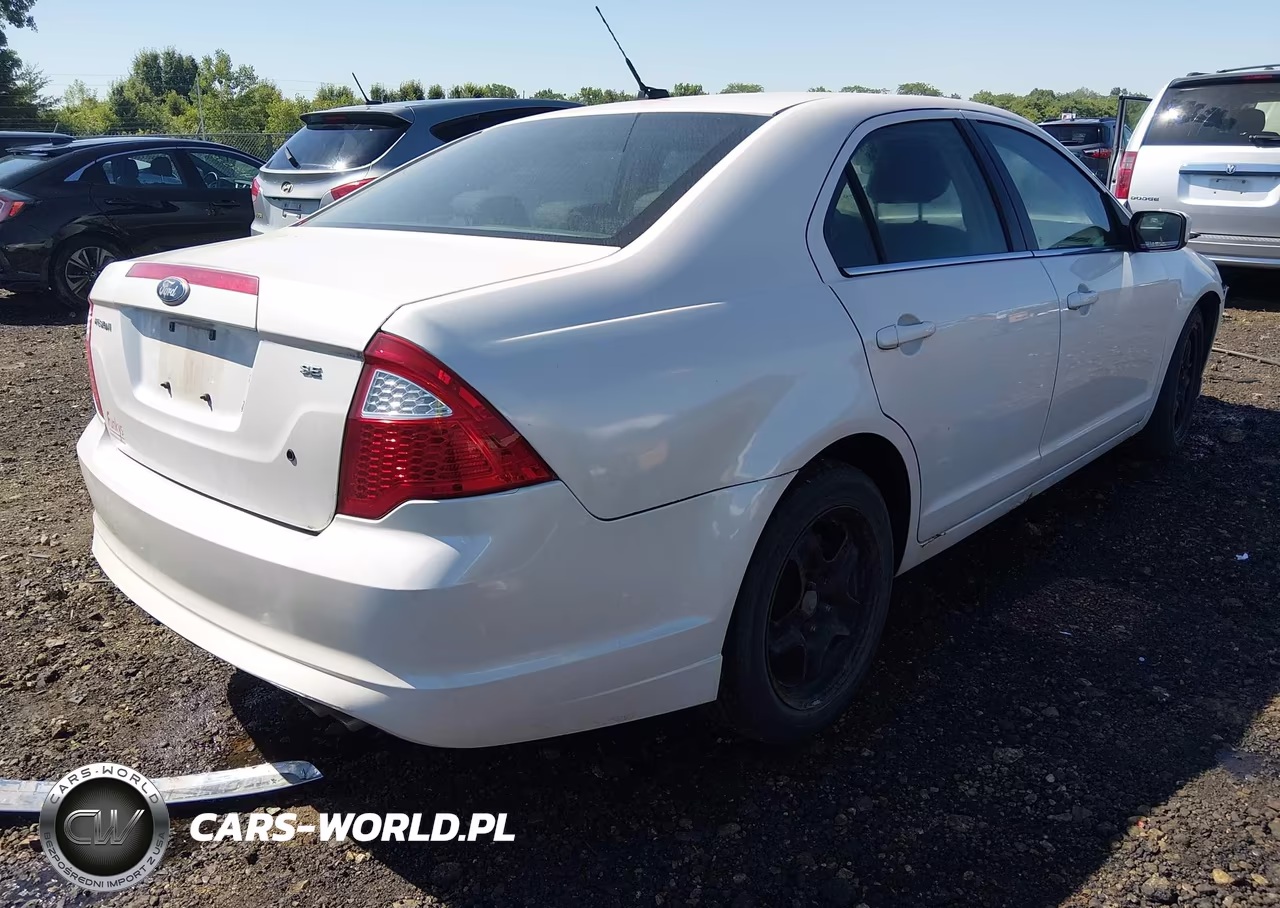 2010 Ford Fusion Se VIN:3FAHP0HA1AR431143 - 4