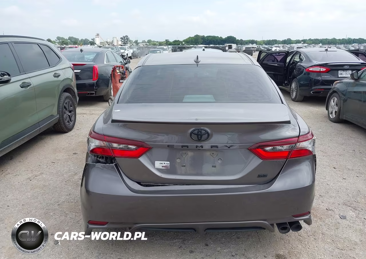 2021 Toyota Camry Se VIN:4T1G11AKXMU555176 - 16