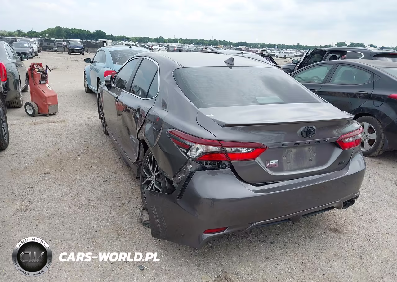 2021 Toyota Camry Se VIN:4T1G11AKXMU555176 - 3