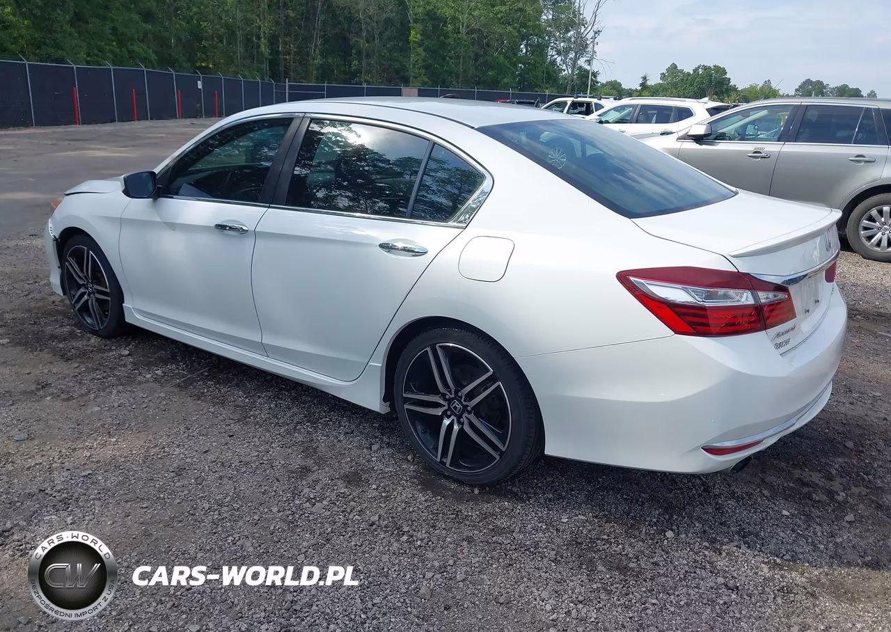 2017 Honda Accord Sport Se VIN:1HGCR2F11HA236369 - 3
