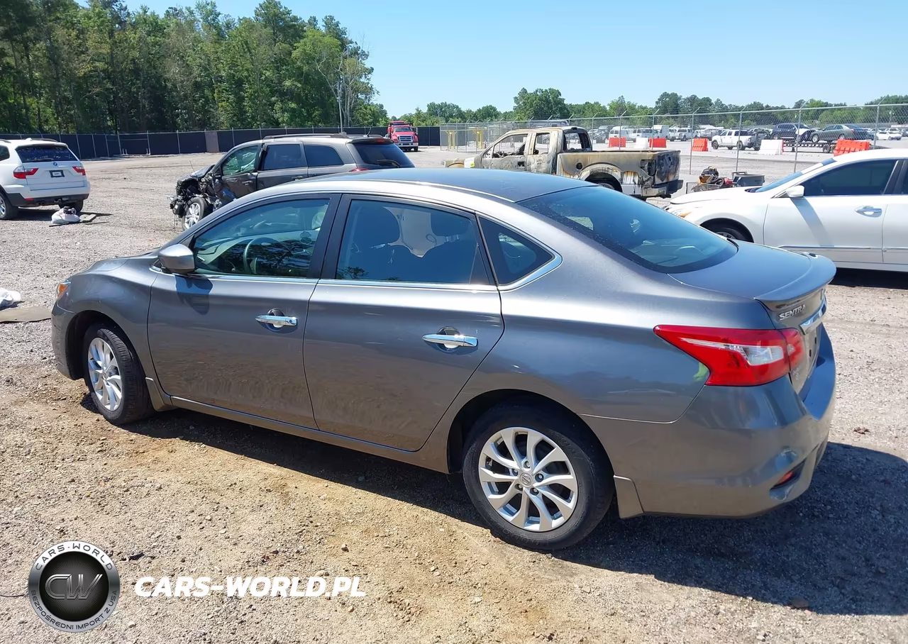 2019 Nissan Sentra S VIN:3N1AB7AP3KY308942 - 3